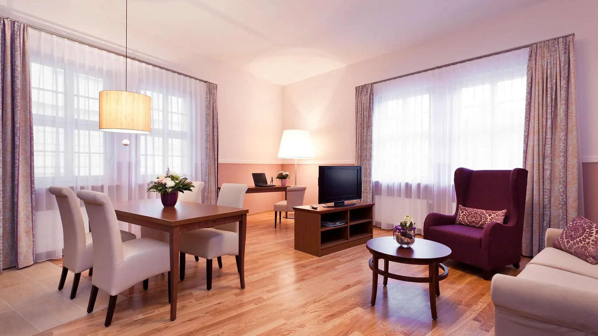 Aparthotel Am Schloss Dresden