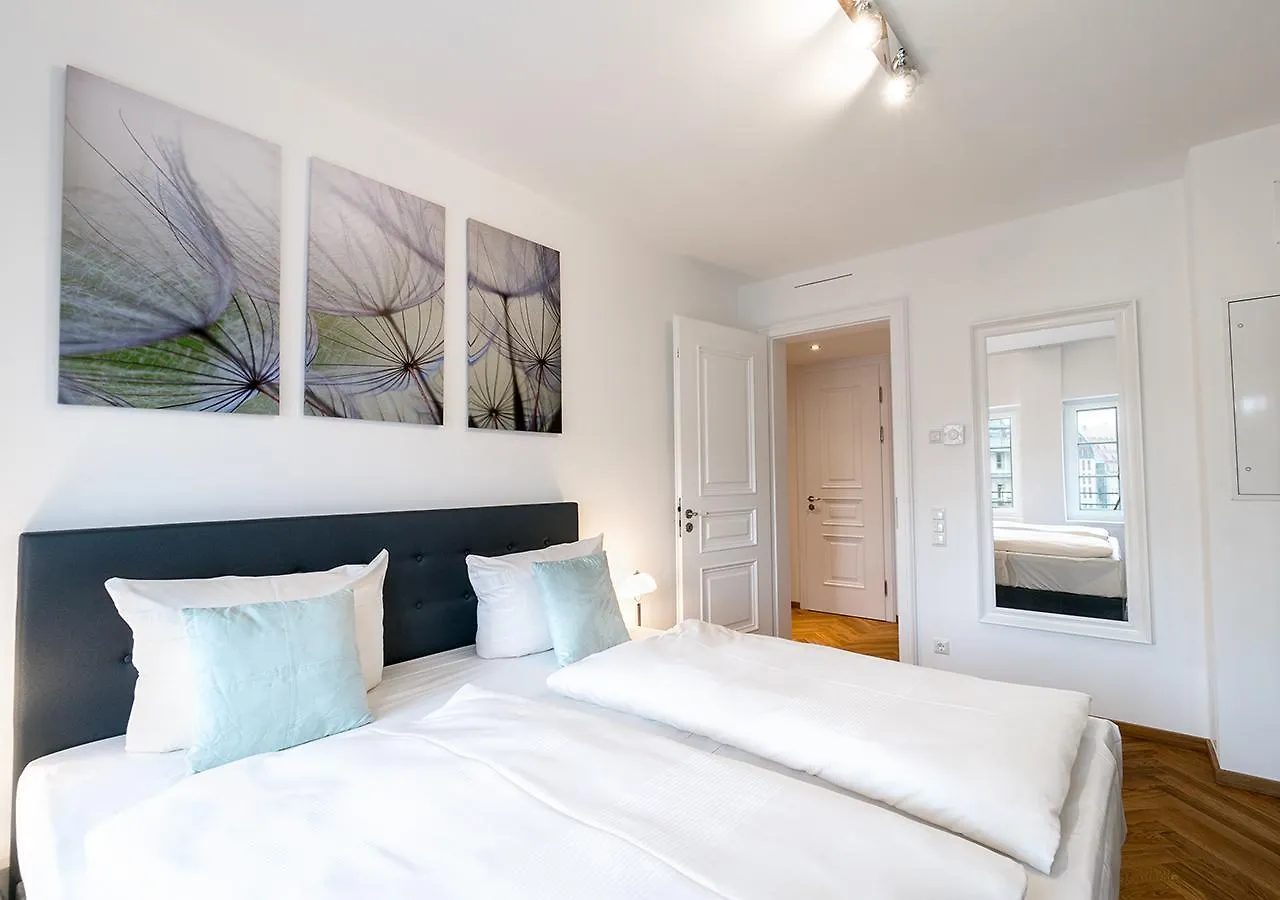 Aparthotel Am Schloss Dresden Deutschland