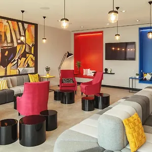 https://the-niu-form.stuttgart-hotel.com