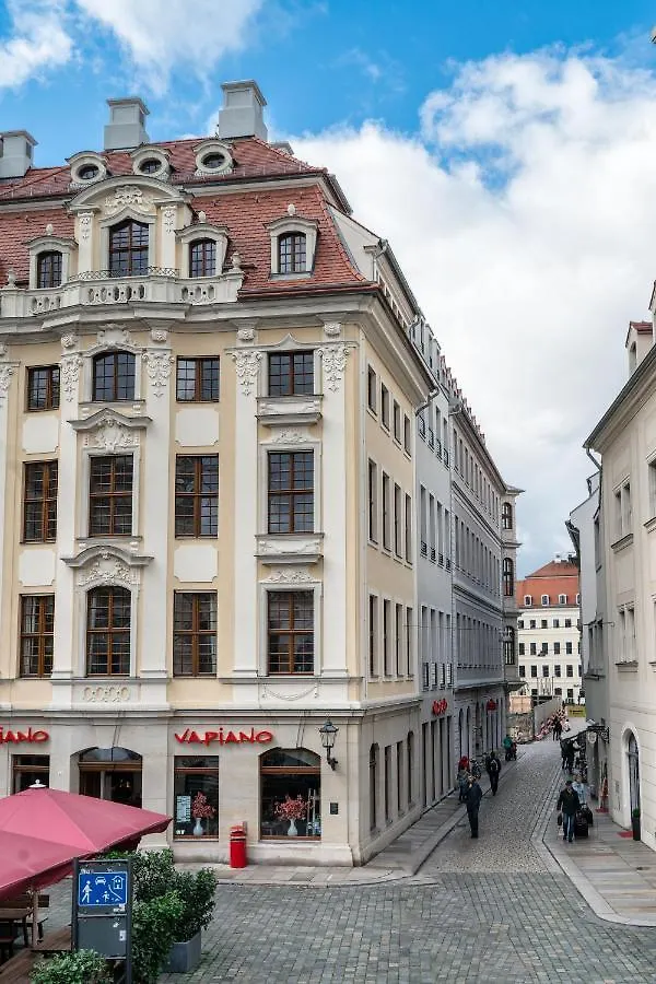 Aparthotel Am Schloss Drezda 4*,